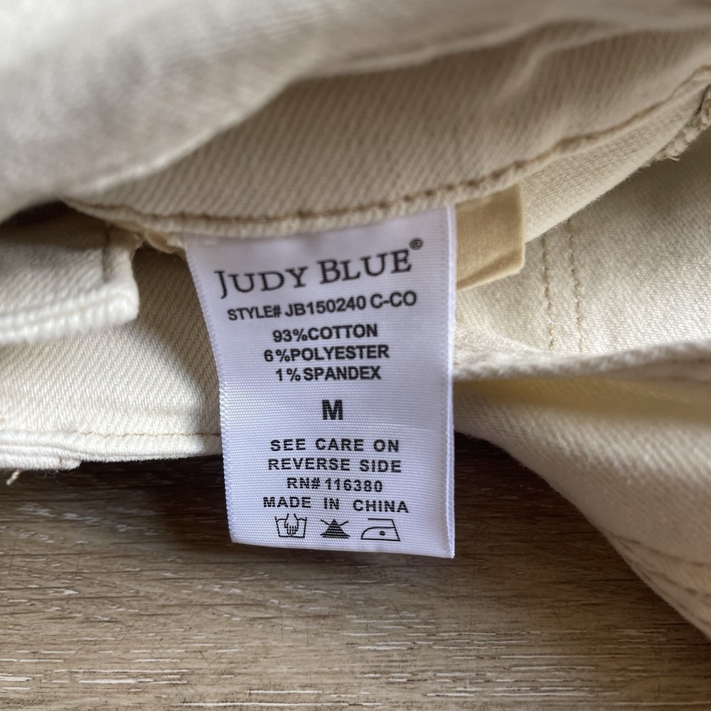 NWT Women's Judy Blue Shortalls Med ECRU Denim Jean Overall Shorts Mild Distress - Picture 8 of 10